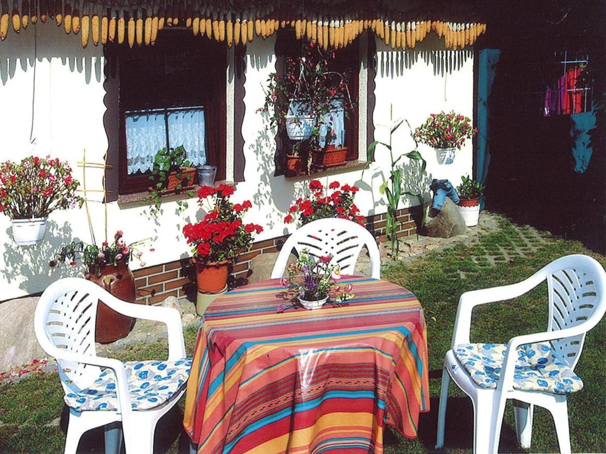 Bungalow In L Bben With A Terrace Lübben Exteriér fotografie