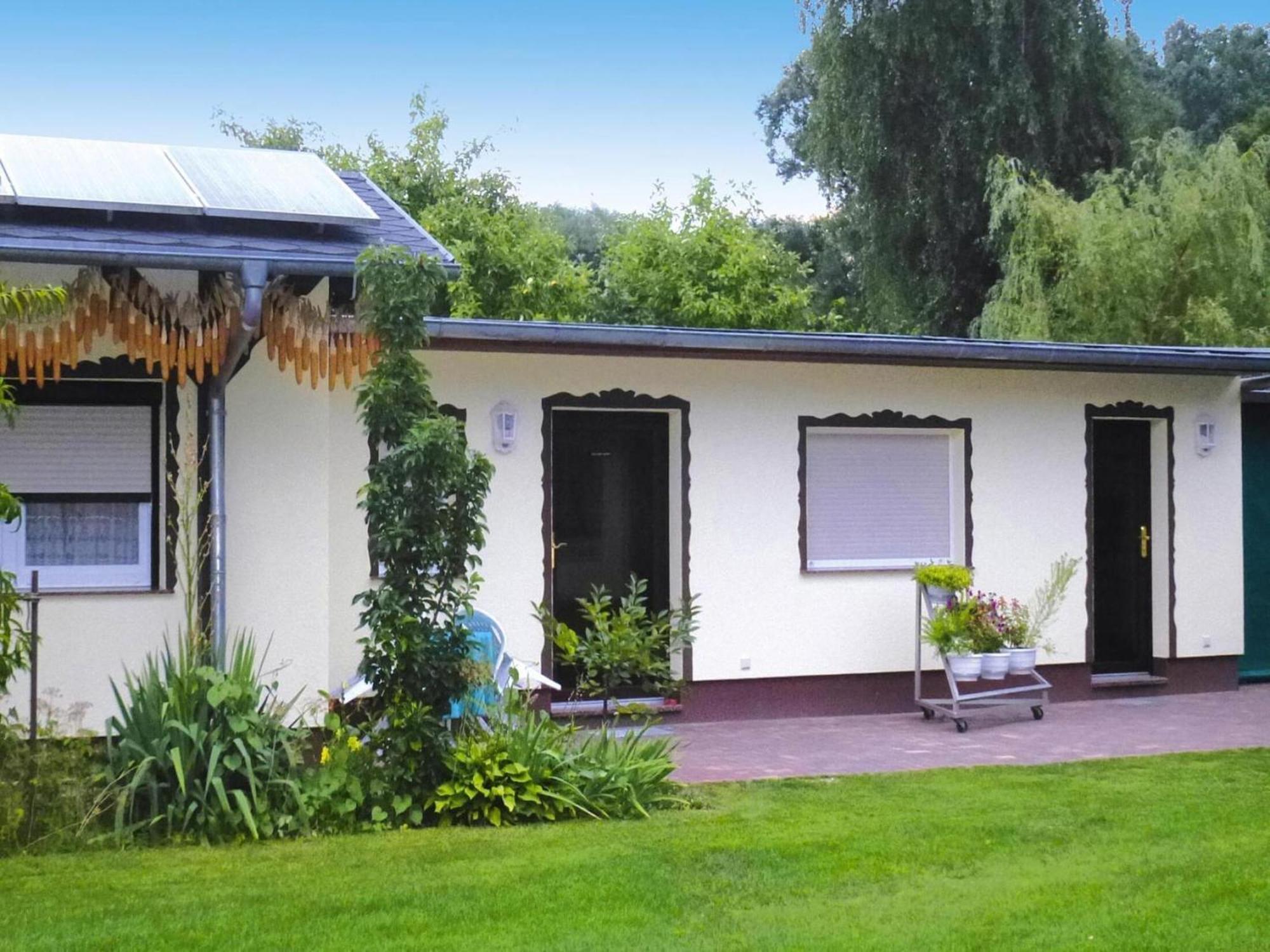 Bungalow In L Bben With A Terrace Lübben Exteriér fotografie