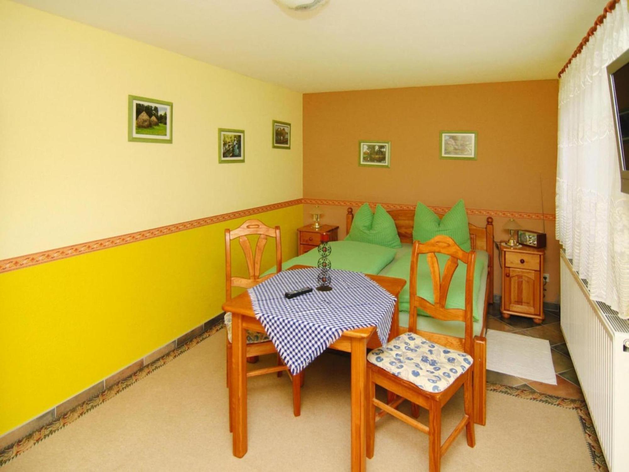 Bungalow In L Bben With A Terrace Lübben Exteriér fotografie